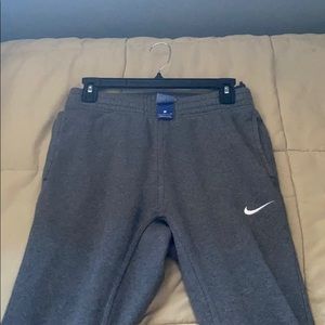 Men’s Small Nike joggers